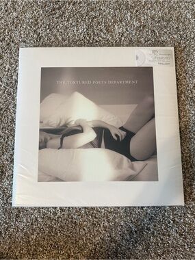 Taylor Swift tortured poets vinyl
